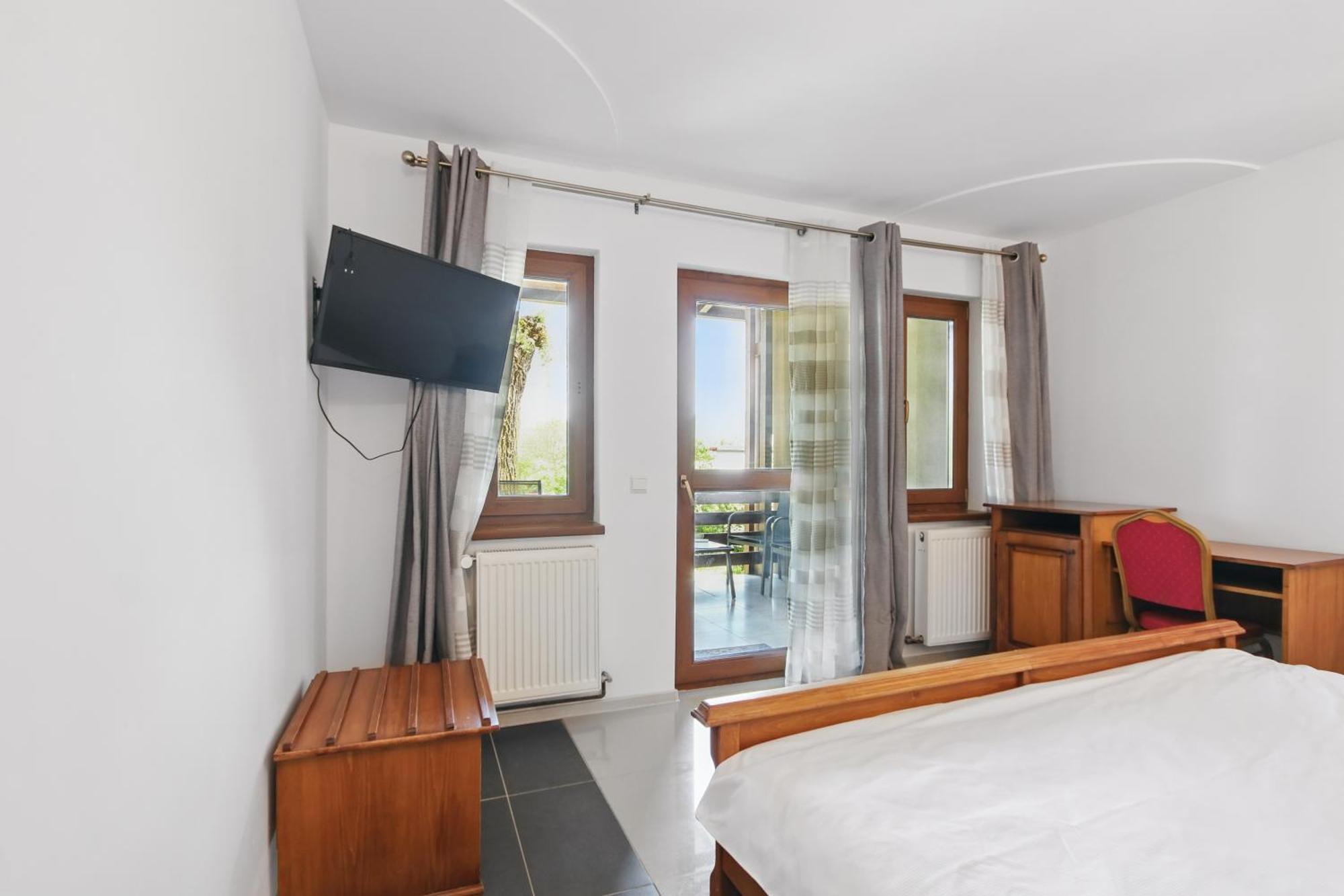 Casa Galand Otel Parscov Dış mekan fotoğraf